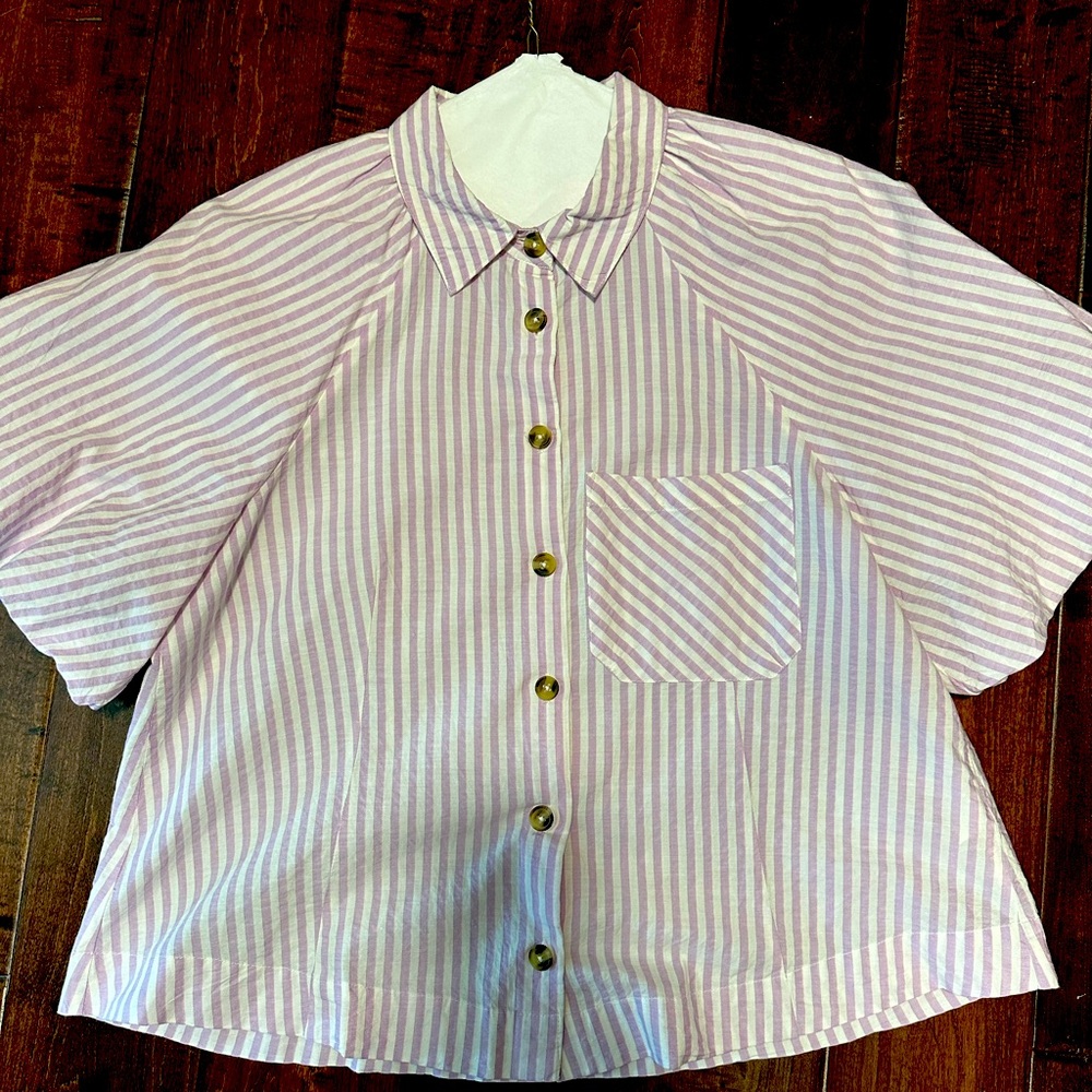 Anthropologie puff sleeve button up top